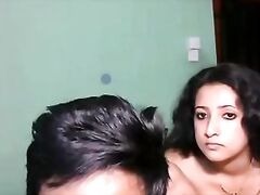 Watch this sexy hot Pakistani babe and enjoy her show with her boyfriend. video2porn2
