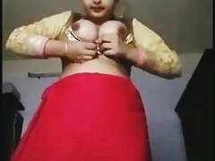 Indian Bhabhi Saree Big Babs Chut showing Indian aunty sowin